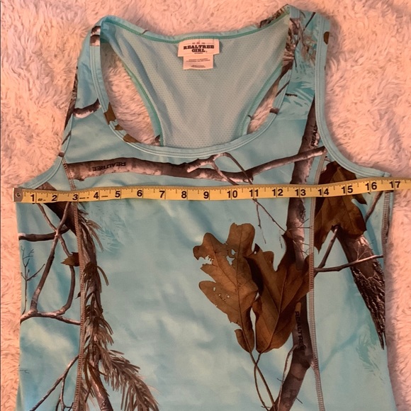 Realtree Girl Aqua Tank Top - Picture 7 of 14